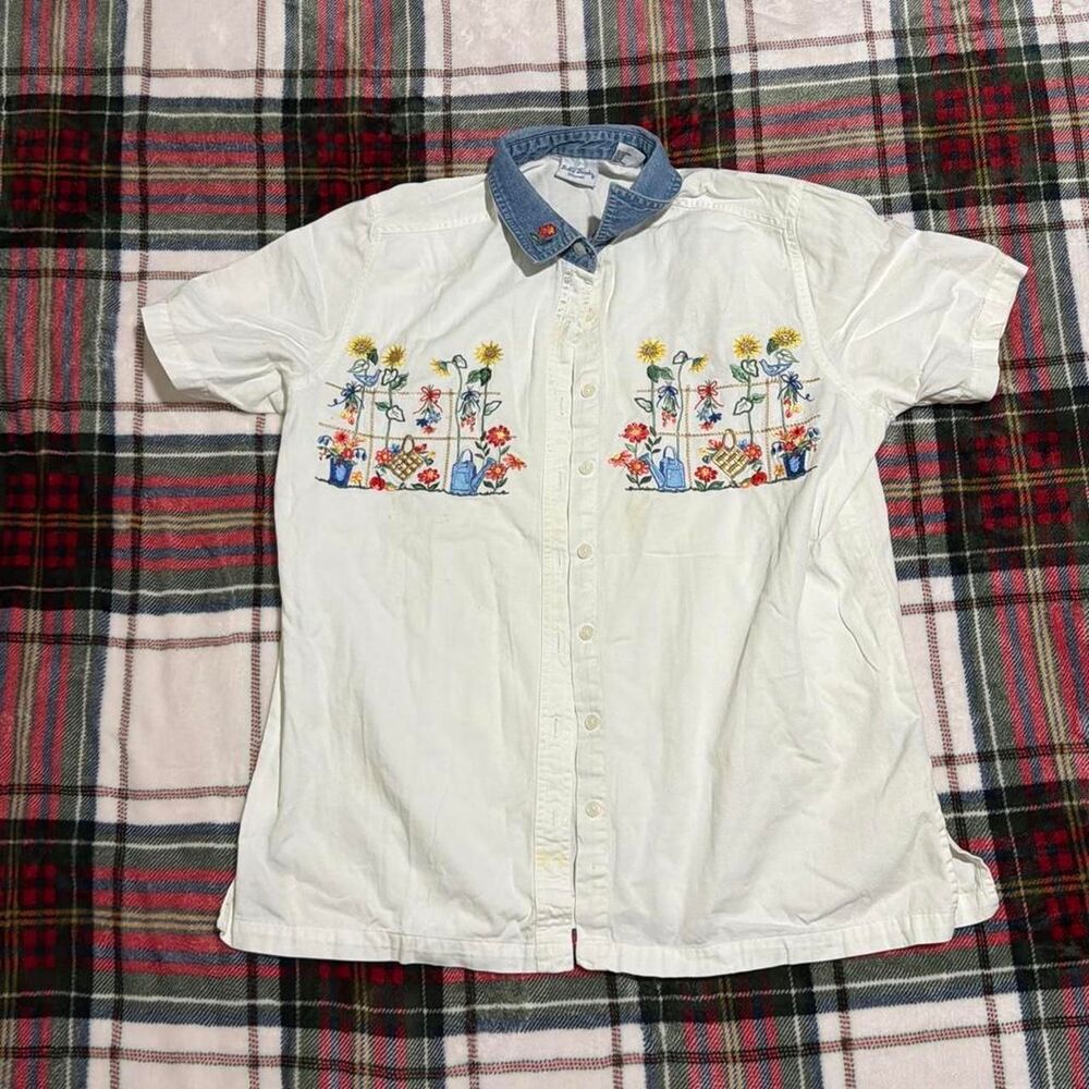 Vintage Bobbie Brooks Woman Button Up Blouse White Cotton